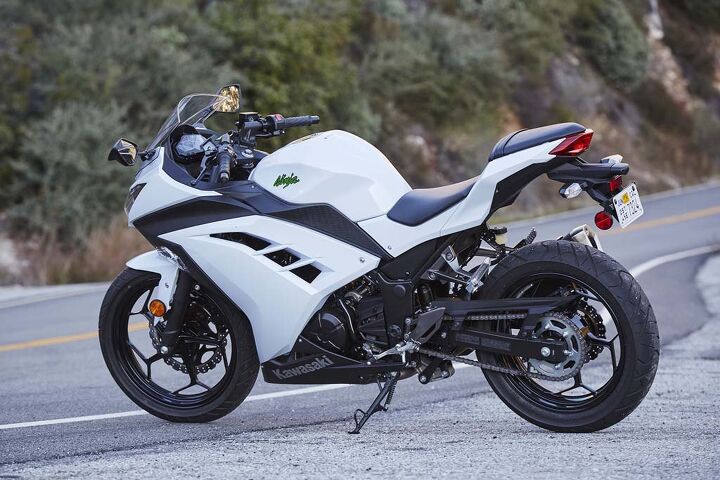 moto kawasaki 300cc 2015